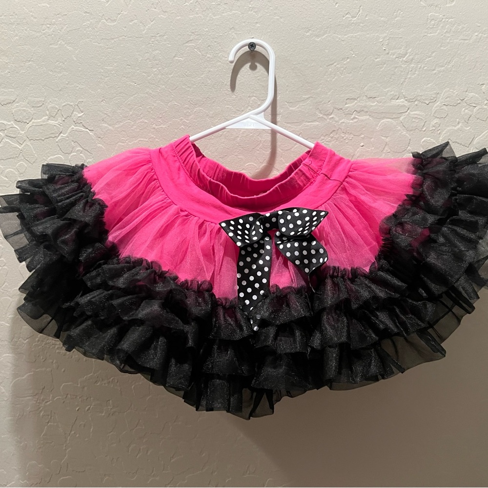Girls Tutu fits a 3-5 year old